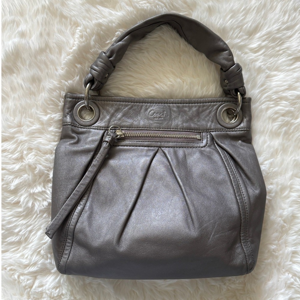 Coach Metallic Leather Hobo Bag Silver Rare Vintage Archive Piece Luxe